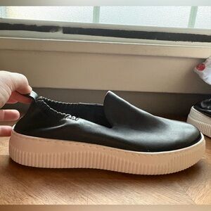 Leather wedge slides